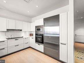 50 S 16TH Street 5203, Philadelphia PA 19102