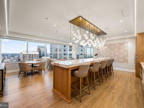 50 S 16TH Street 5203, Philadelphia PA 19102