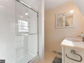 1596 River Road, New Hope PA 18938