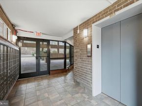 803 N Howard Street 152, Alexandria VA 22304