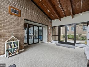 803 N Howard Street 152, Alexandria VA 22304