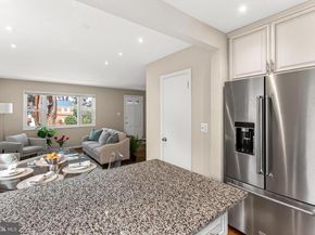 905 N Mckinley Road, Arlington VA 22205