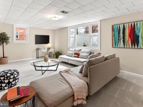 905 N Mckinley Road, Arlington VA 22205