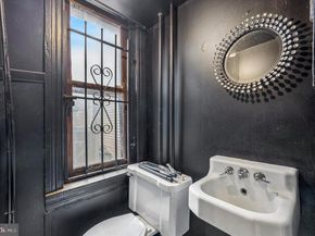 1206 N 5TH Street, Philadelphia PA 19122