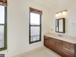 910 M Street NW 1022, Washington DC 20001