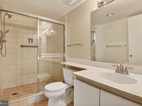 1808 Old Meadow Road 1105, Mclean VA 22102