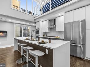 2012 NW Kalorama Road NW 8, Washington DC 20009