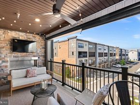 2240 Woodland Gap Terrace, Herndon VA 20171