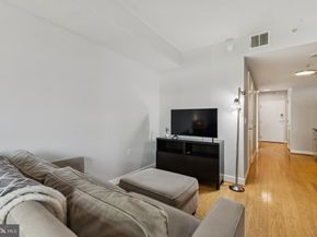 1117 10TH Street NW 305, Washington DC 20001