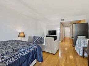 1117 10TH Street NW 305, Washington DC 20001