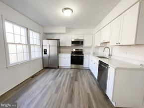 645 N Armistead Street, Alexandria VA 22312
