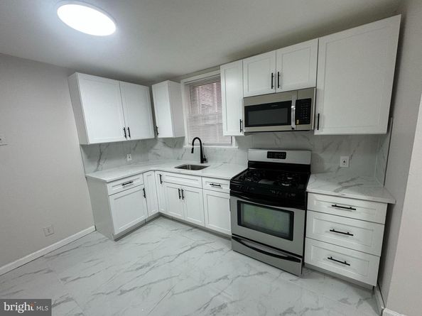 4560 N 13TH Street, Philadelphia PA 19140