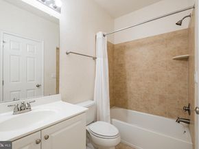 201 Commodore Court, Philadelphia PA 19146