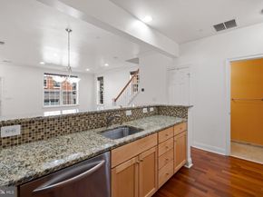 201 Commodore Court, Philadelphia PA 19146