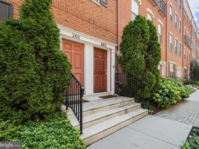 201 Commodore Court, Philadelphia PA 19146