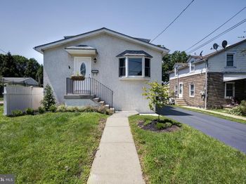 411 Roberts Avenue
