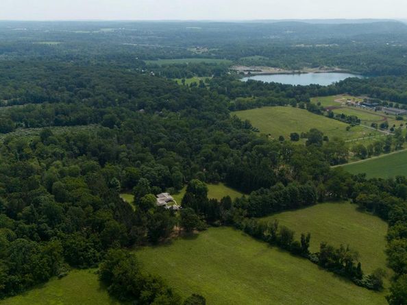 6853 Phillips Mill Road, Solebury PA 18963