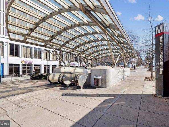 3001 Veazey Terrace NW 710, Washington DC 20008