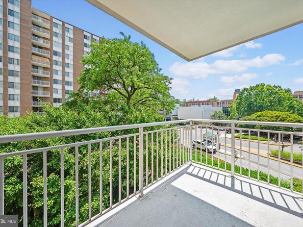3001 Veazey Terrace NW 710, Washington DC 20008