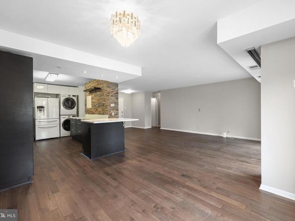309 Yoakum Parkway 306, Alexandria VA 22304