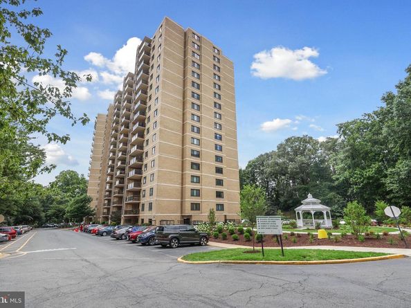 309 Yoakum Parkway 306, Alexandria VA 22304