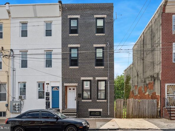 2417 N 4TH Street, Philadelphia PA 19133
