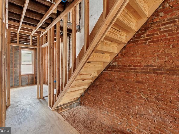 2417 N 4TH Street, Philadelphia PA 19133
