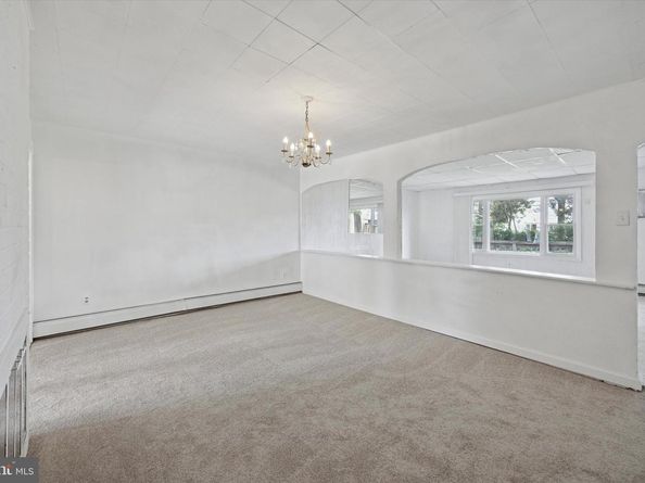 9202 Treaty Road, Philadelphia PA 19114