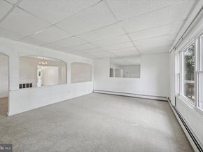 9202 Treaty Road, Philadelphia PA 19114
