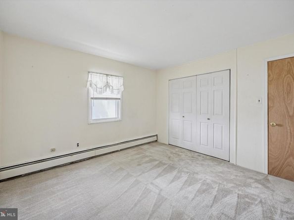 9202 Treaty Road, Philadelphia PA 19114