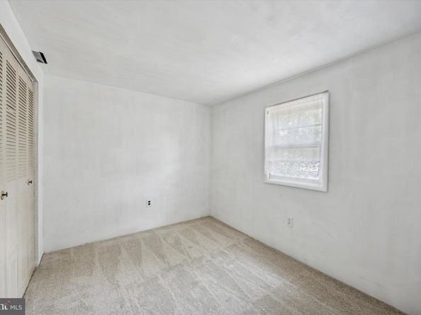 9202 Treaty Road, Philadelphia PA 19114