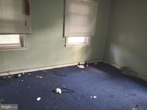 325 W Manheim Street, Philadelphia PA 19144