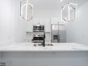 3861 Fairmount Avenue, Philadelphia PA 19104