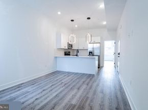 3861 Fairmount Avenue, Philadelphia PA 19104