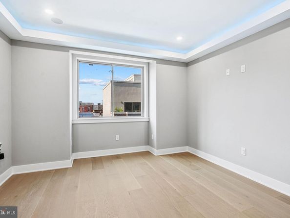717 Mercy Street, Philadelphia PA 19148
