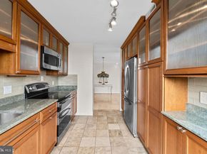 1800 Old Meadow Road 1512  1513, Mclean VA 22102