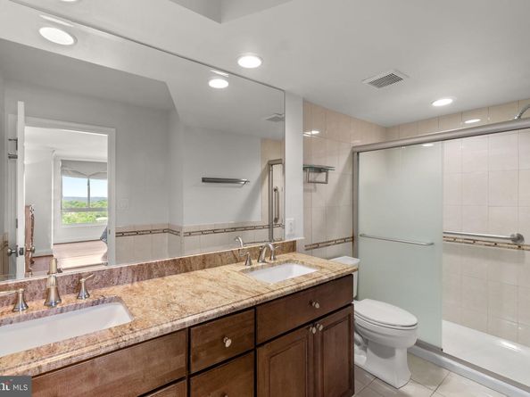 1800 Old Meadow Road 1512  1513, Mclean VA 22102