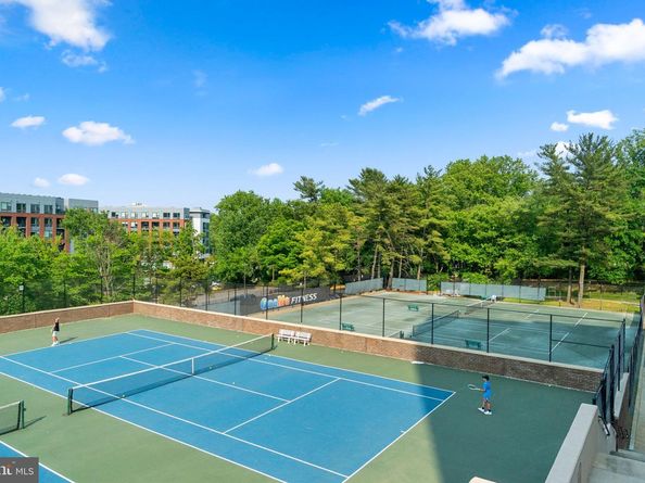1800 Old Meadow Road 1512  1513, Mclean VA 22102