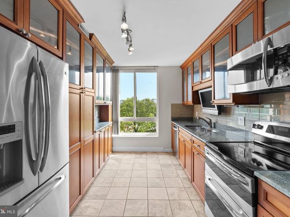 1800 Old Meadow Road 1512  1513, Mclean VA 22102