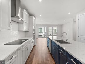 13928 Aviation Place, Herndon VA 20171
