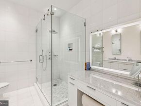 210 W Washington Square 12NW, Philadelphia PA 19106