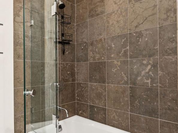 210 W Washington Square 12NW, Philadelphia PA 19106