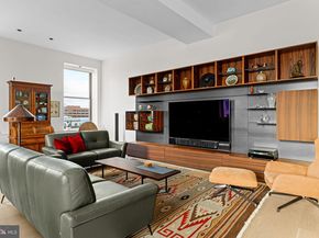 210 W Washington Square 12NW, Philadelphia PA 19106