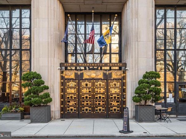 210 W Washington Square 12NW, Philadelphia PA 19106