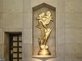 210 W Washington Square 12NW, Philadelphia PA 19106