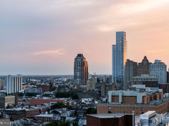 210 W Washington Square 12NW, Philadelphia PA 19106