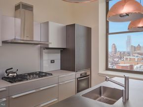 210 W Washington Square 12NW, Philadelphia PA 19106