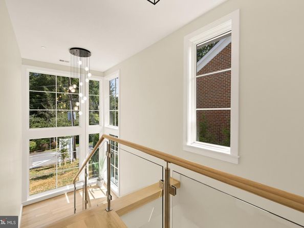 6018 Madawaska Road, Bethesda MD 20816