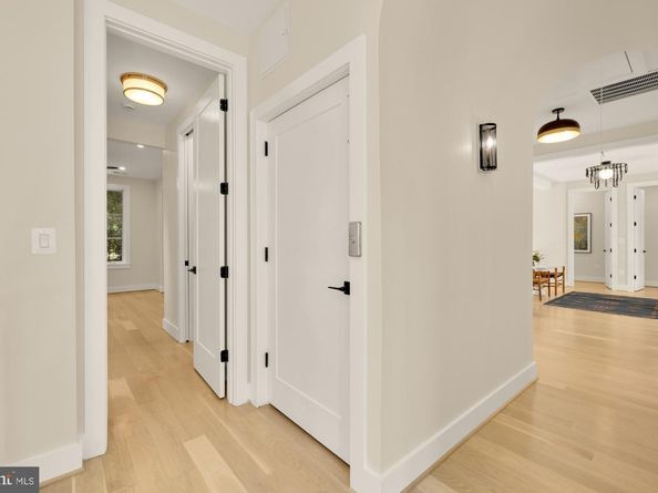 6018 Madawaska Road, Bethesda MD 20816