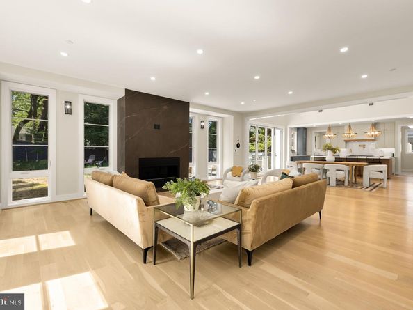 6018 Madawaska Road, Bethesda MD 20816